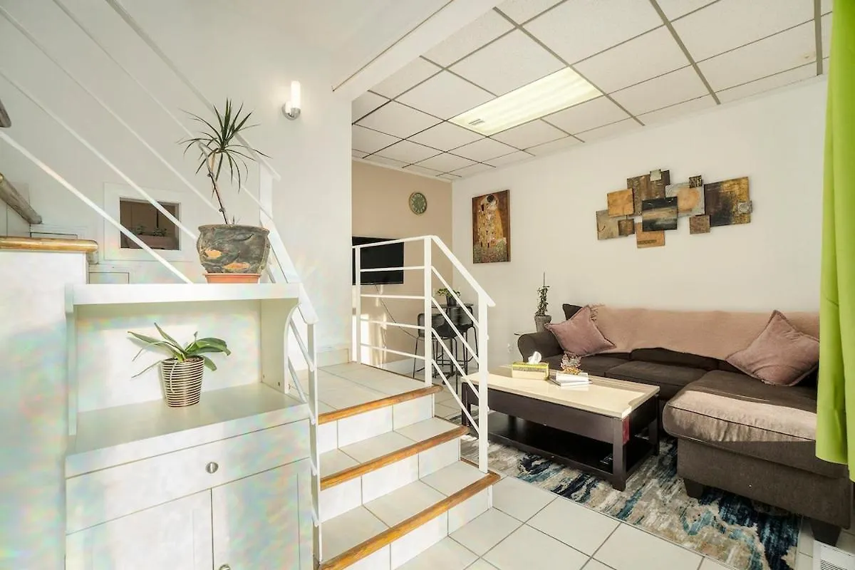 Appartamento Private 3 Bedrooms Downtown Ottawa W Balcony